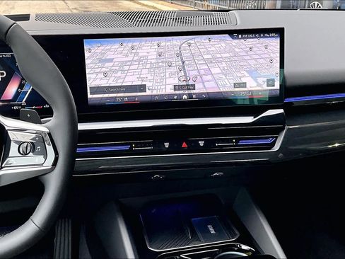 Used 2026 BMW 530i image 6