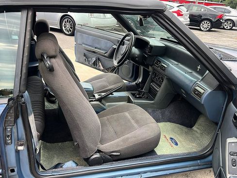 Used 1989 Ford Mustang LX RWD image 28
