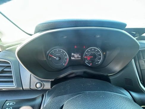 Used 2018 Subaru Crosstrek 2.0i Premium image 16