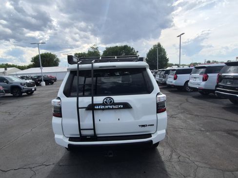 Certified 2018 Toyota 4Runner TRD Pro AWD/4WD image 4