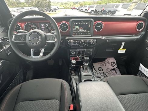 New 2023 Jeep Gladiator Rubicon w/ Cold Weather Group image 22