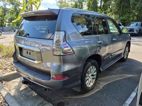 Used 2018 Lexus GX 460 Premium AWD/4WD image 2
