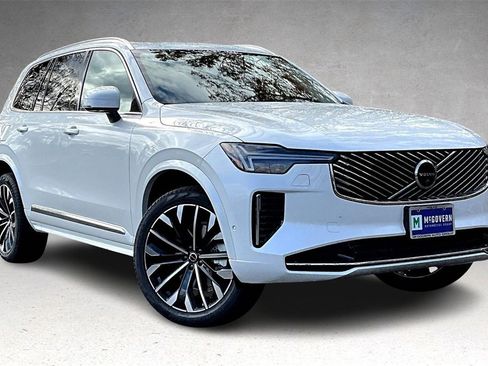 New 2026 Volvo XC90 B6 Ultra w/ Protection Package image 2