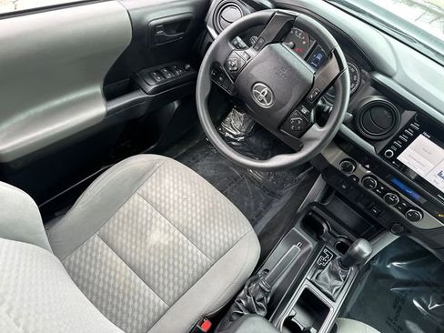 Certified 2022 Toyota Tacoma SR image 21