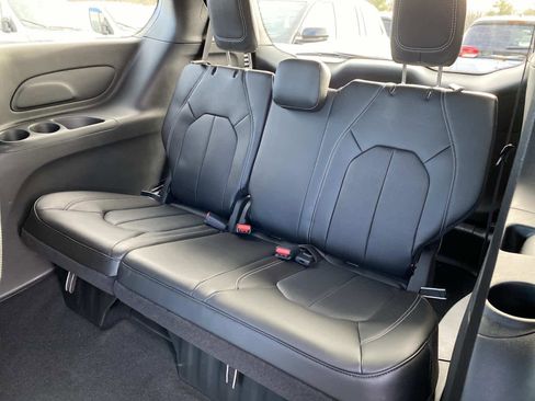 New 2026 Chrysler Voyager LX image 8