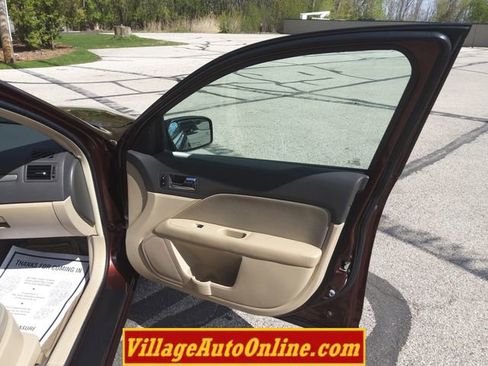 Used 2012 Ford Fusion SE FWD image 31