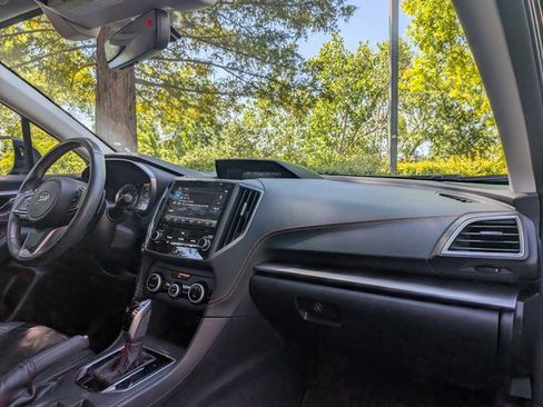 Used 2023 Subaru Crosstrek 2.5i Limited w/ Moonroof Package image 19