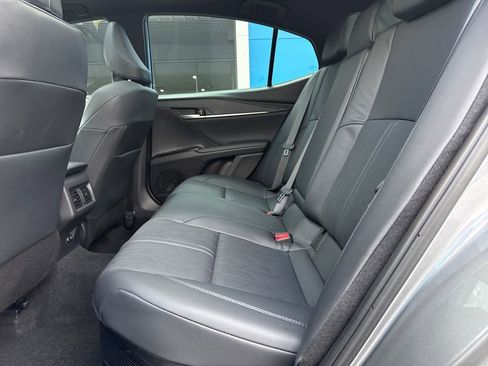 Used 2025 Toyota Camry XSE image 28