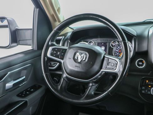 Used 2019 RAM 1500 Big Horn AWD/4WD image 12