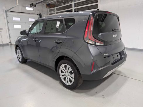 Certified 2023 Kia Soul LX image 10