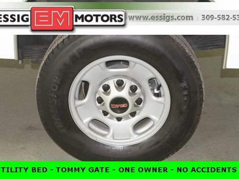 Used 2020 GMC Sierra 2500 2WD Regular Cab w/ Convenience Package image 12