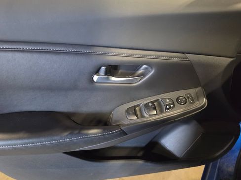 Used 2022 Nissan Sentra SV w/ Trunk Package FWD image 5