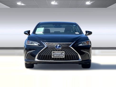 Used 2020 Lexus ES 300h w/ Premium Package FWD image 6