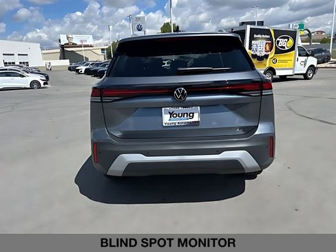 New 2026 Volkswagen Tiguan SE AWD/4WD image 4