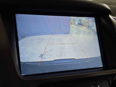 Used 2020 GMC Yukon Denali w/ Denali Premium Package image 29