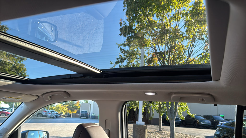 Certified 2026 Honda Pilot Elite image 32