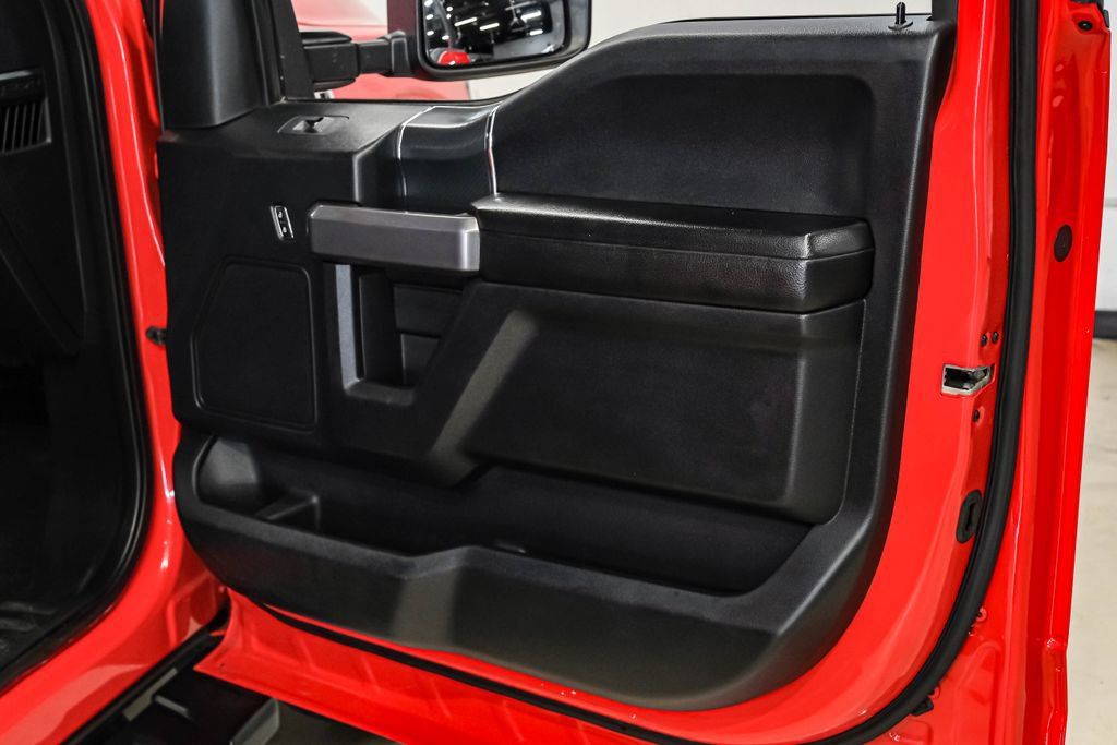 Used 2019 Ford F150 XLT w/ Equipment Group 302A Luxury AWD/4WD image 45