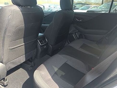 Used 2024 Subaru Outback Premium image 8