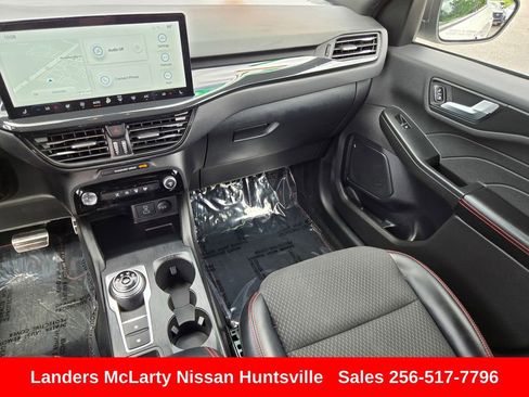Used 2023 Ford Escape ST-Line w/ Tech Pack #1 FWD image 16