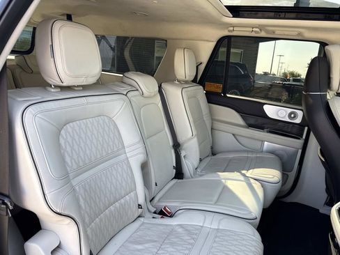 Certified 2022 Lincoln Navigator L Black Label image 10