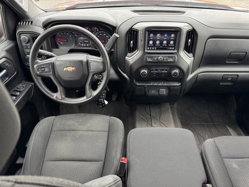 Used 2020 Chevrolet Silverado 1500 Custom w/ Custom Value Package image 18