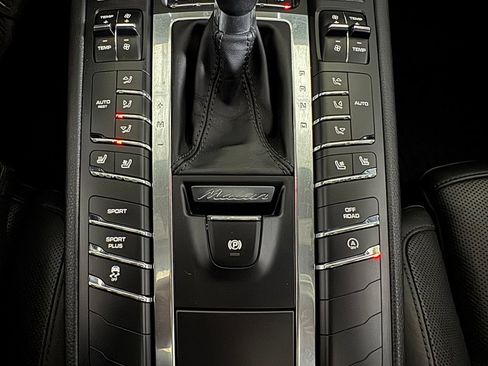 Used 2016 Porsche Macan S AWD/4WD image 33