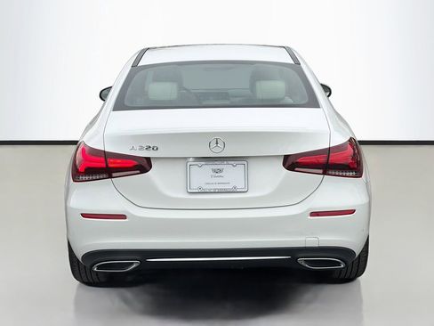 Used 2022 Mercedes-Benz A 220 image 6