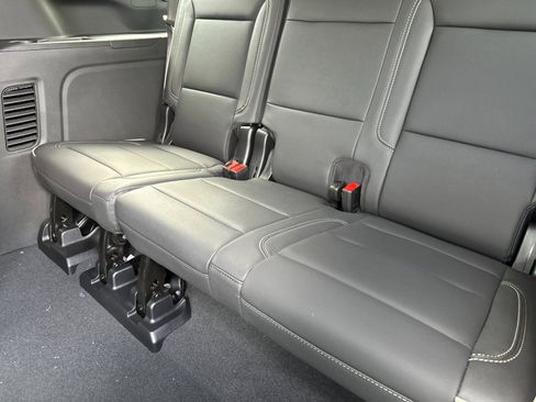 New 2026 GMC Yukon XL Elevation w/ Elevation Premium Package image 15