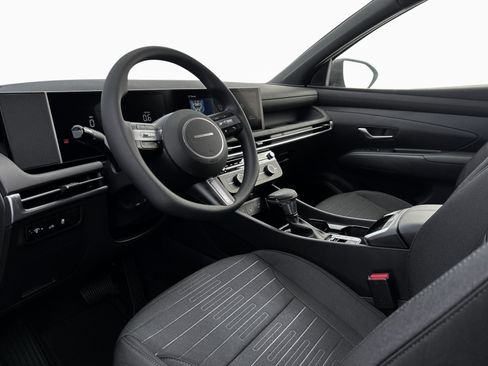 Certified 2025 Hyundai Santa Cruz SE image 17