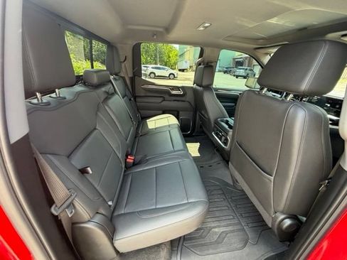 Used 2025 GMC Sierra 1500 Elevation w/ Elevation Premium Package AWD/4WD image 13