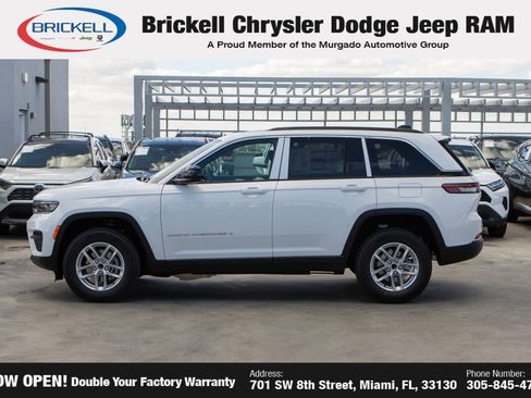 New 2025 Jeep Grand Cherokee Laredo X image 8