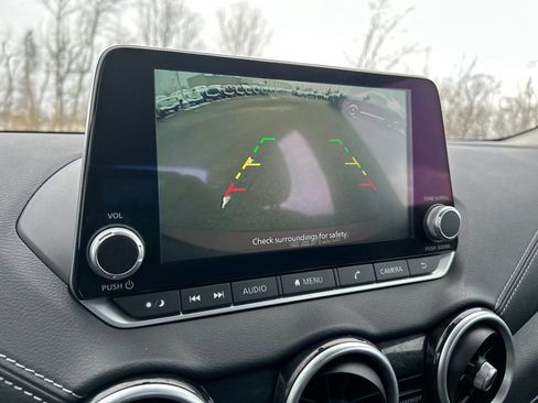 Used 2024 Nissan Sentra SV image 27