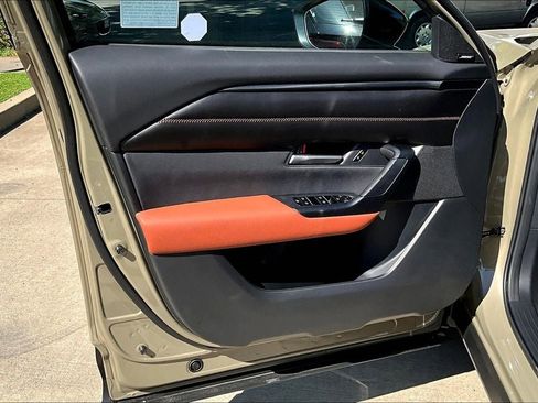 New 2025 MAZDA CX-50 Meridian Edition w/ Cargo Package image 27