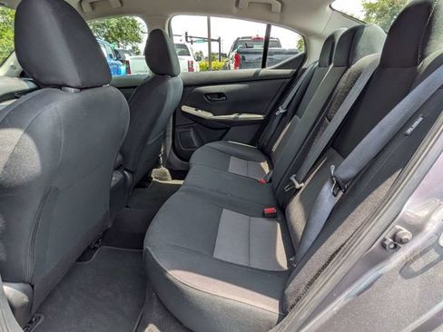 Used 2024 Nissan Sentra SV FWD image 14