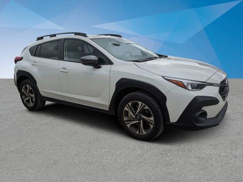 Used 2025 Subaru Crosstrek 2.0i Premium image 1