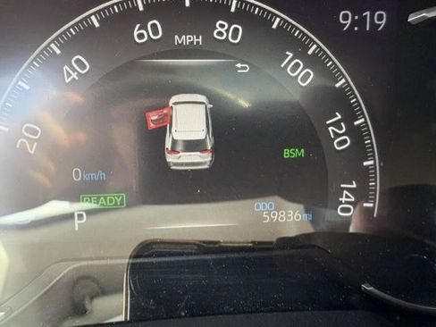 Used 2020 Toyota RAV4 Limited w/ Carpet Mat Package AWD/4WD image 12