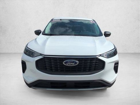 Used 2024 Ford Escape Active w/ Tech Pack #1 FWD image 2