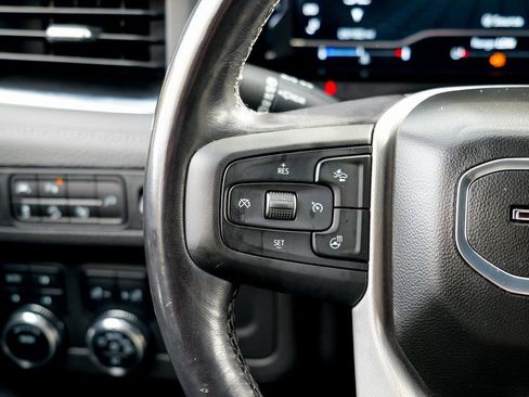 Used 2022 GMC Yukon XL Denali image 44