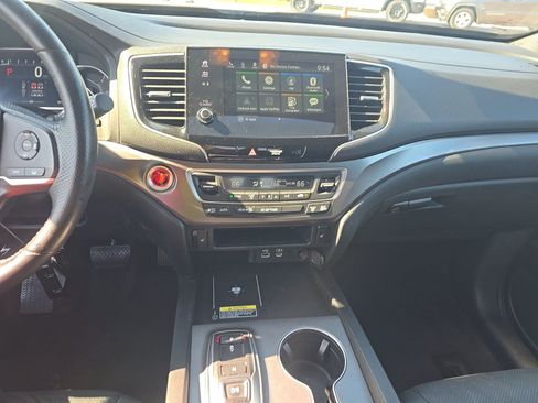Used 2024 Honda Passport EX-L image 11