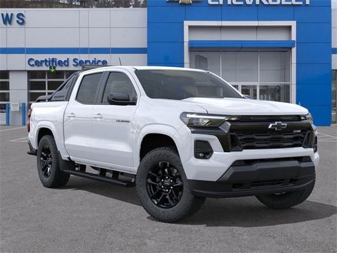 New 2025 Chevrolet Colorado Z71 w/ Midnight Edition image 7