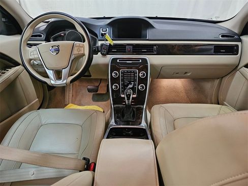 Used 2015 Volvo S80 T6 w/ Climate Package image 18