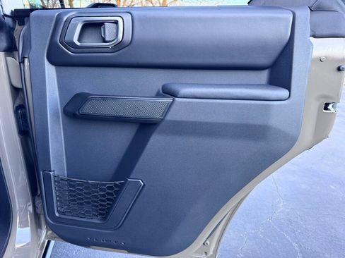 New 2025 Ford Bronco Badlands image 28