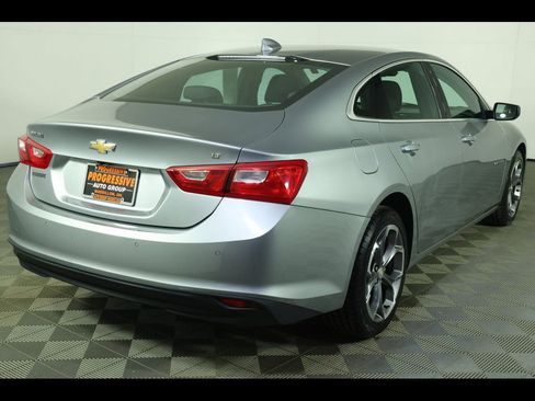 Used 2024 Chevrolet Malibu LT image 13