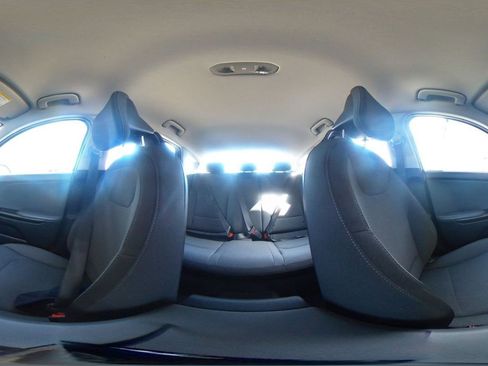 Used 2025 Kia K4 LXS image 42