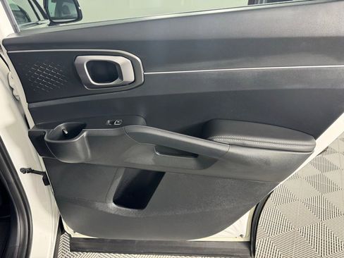 Used 2023 Kia Sorento EX w/ Panoramic Sunroof Package image 23