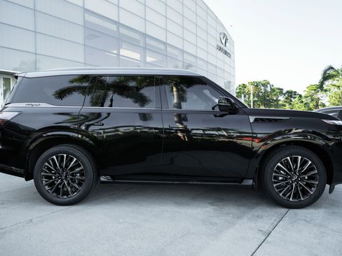 New 2026 INFINITI QX80 Autograph w/ Premium Cargo Package image 23