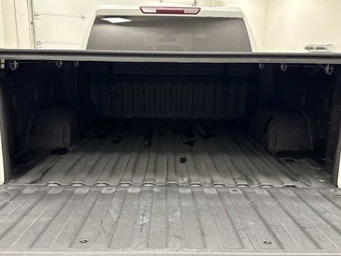 Used 2020 Chevrolet Silverado 1500 LT w/ Remote Start Package image 28