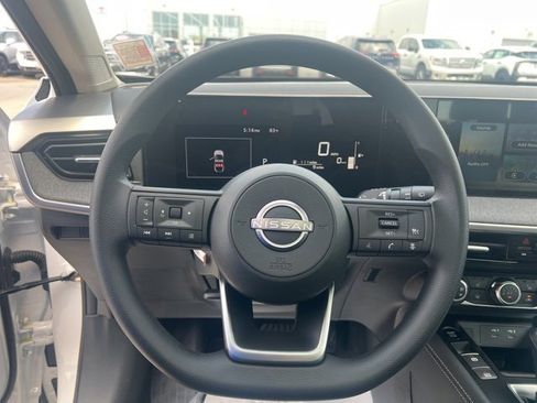 New 2025 Nissan Kicks SV w/ SV Premium Package image 10