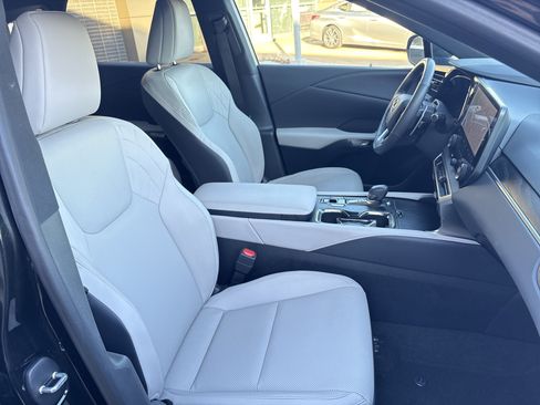 Used 2024 Lexus RX 350 Premium image 33