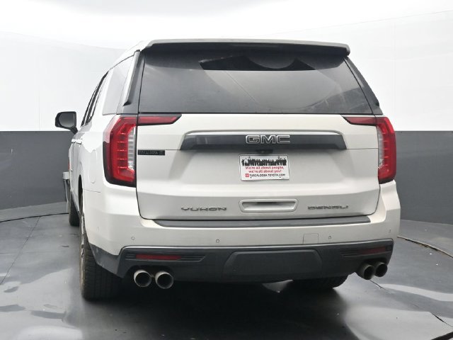 Used 2023 GMC Yukon Denali Ultimate AWD/4WD image 4